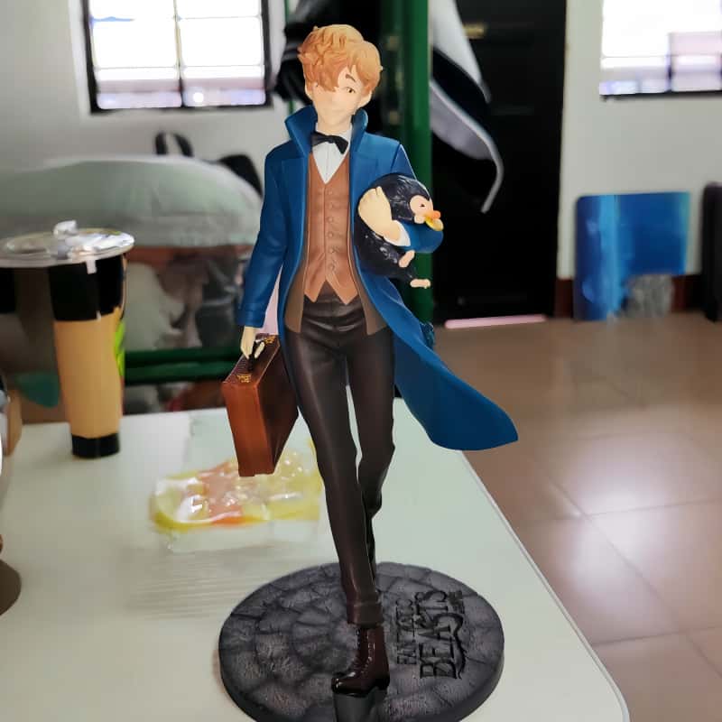 Home Decor Zen - ゴング ファンタスティック・ビースト ニュート・スキャマンダー ニフラー付きフィギュア マジックレジェンドシリーズ ウィザードリングワールド